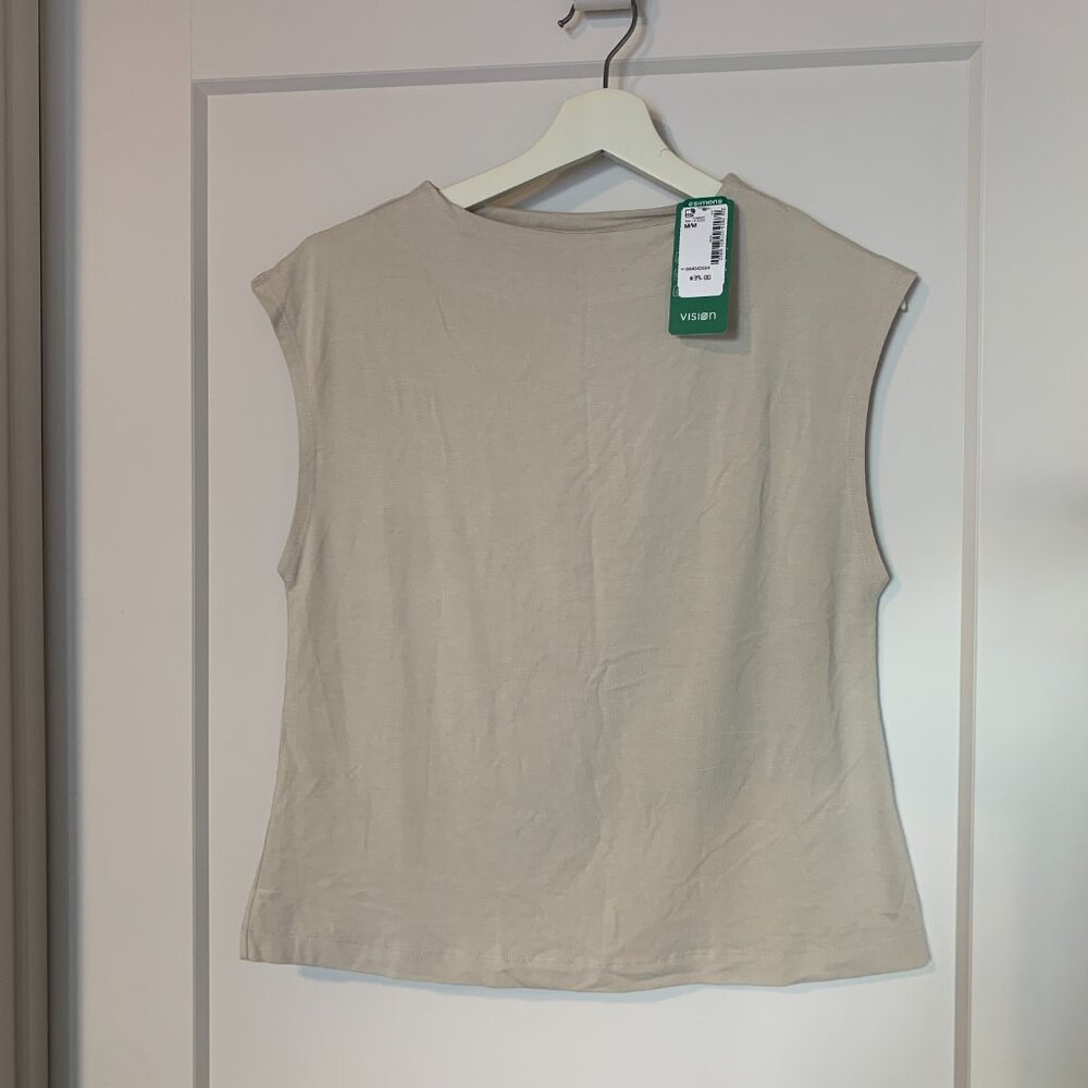 Simons Contemporaine NWT Cream Flowy Top Cap Sleeve Size M